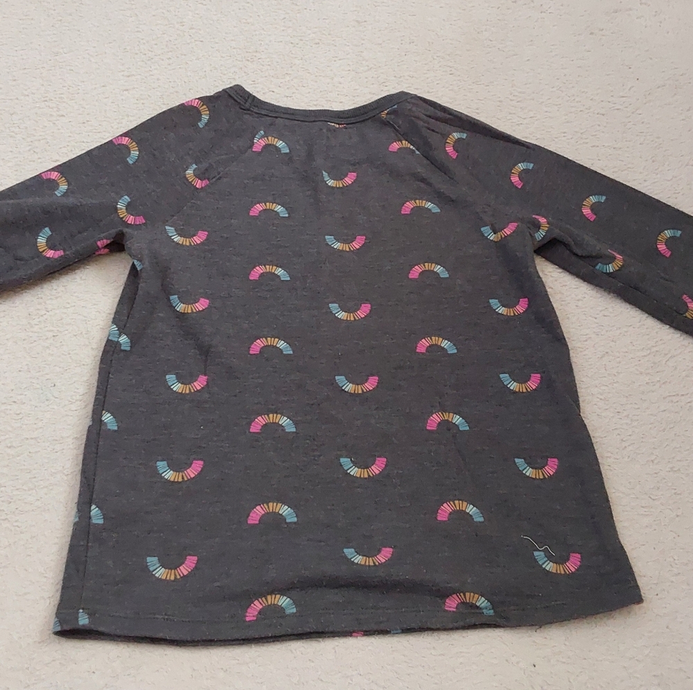 Cat & Jack girls long sleeve shirt in size 7/8.